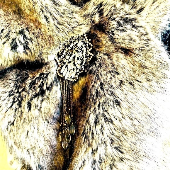 Banana Republic faux fur stole / scarf, vintage inspired - Picture 2 of 5